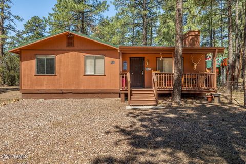 Photo of 2029 Moccasin Circle, Overgaard, AZ 85933 (MLS # 6966715)