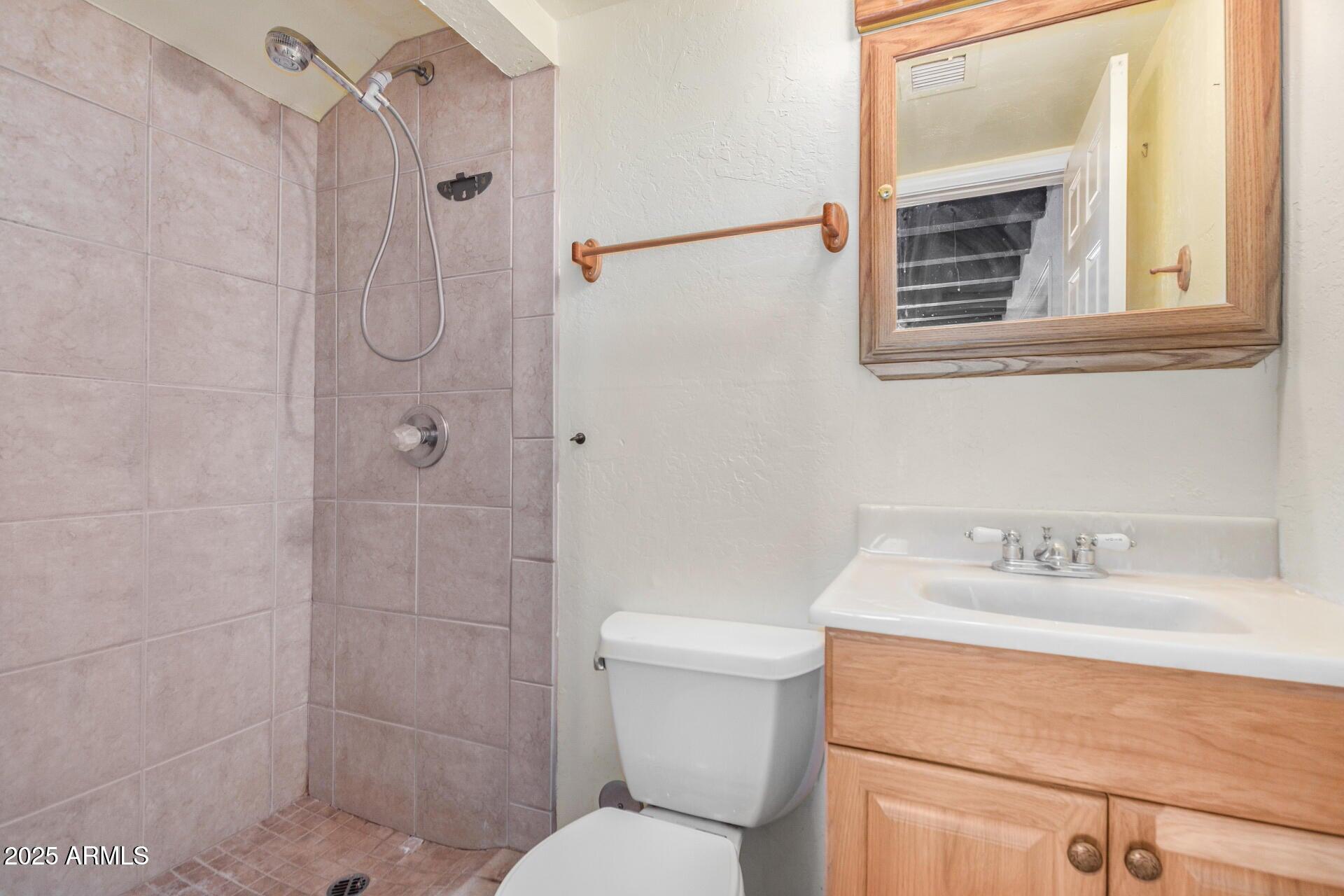 40404 N NEW RIVER Road