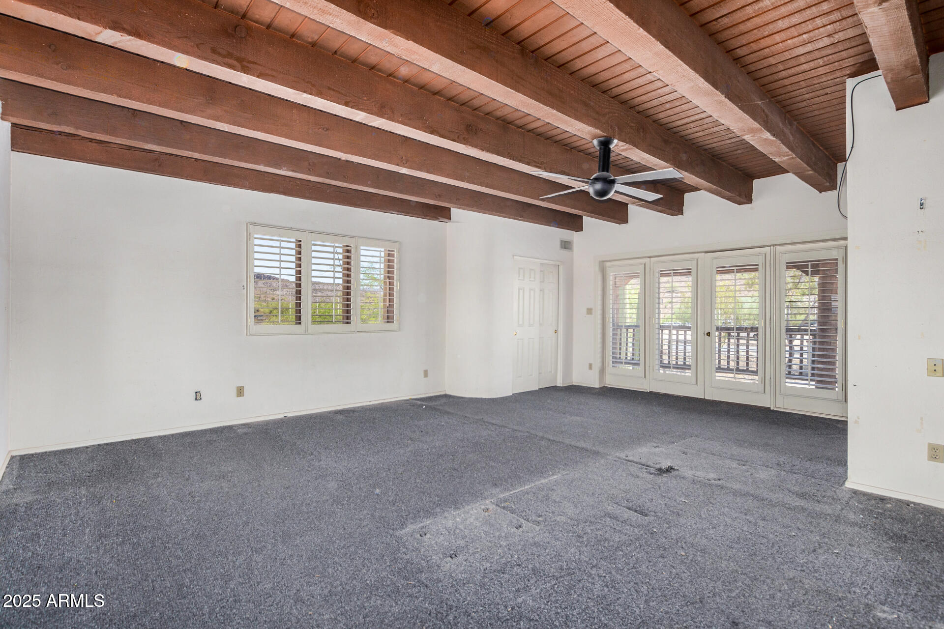 40404 N NEW RIVER Road