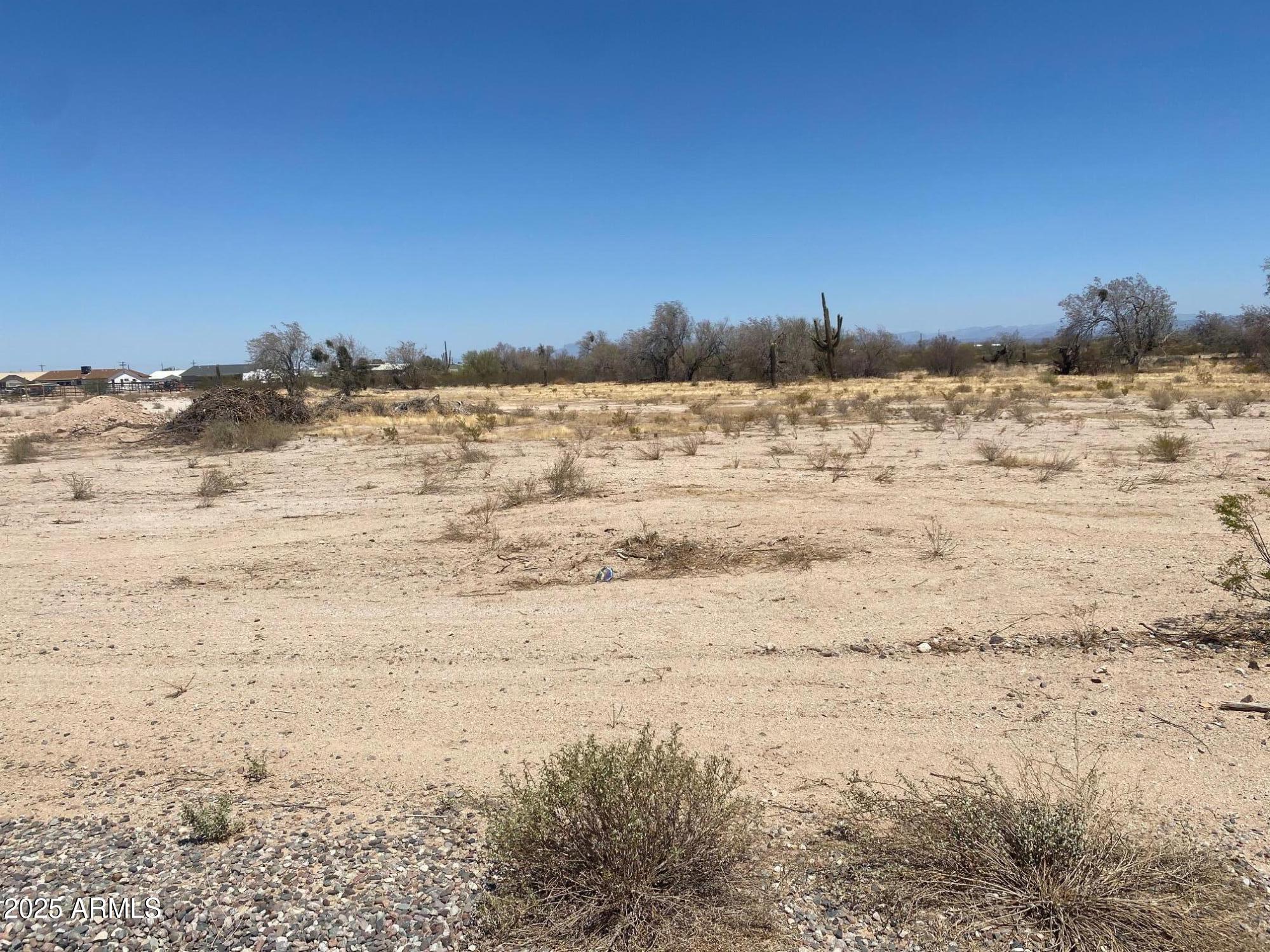 0 E Soledad Ln Lane '-'