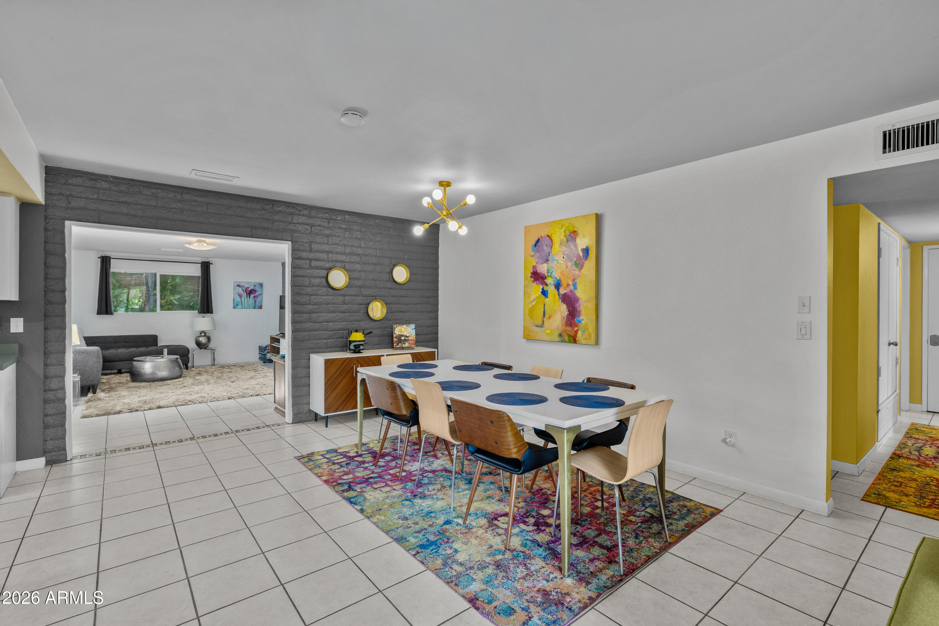 2610 WHIPPET Way