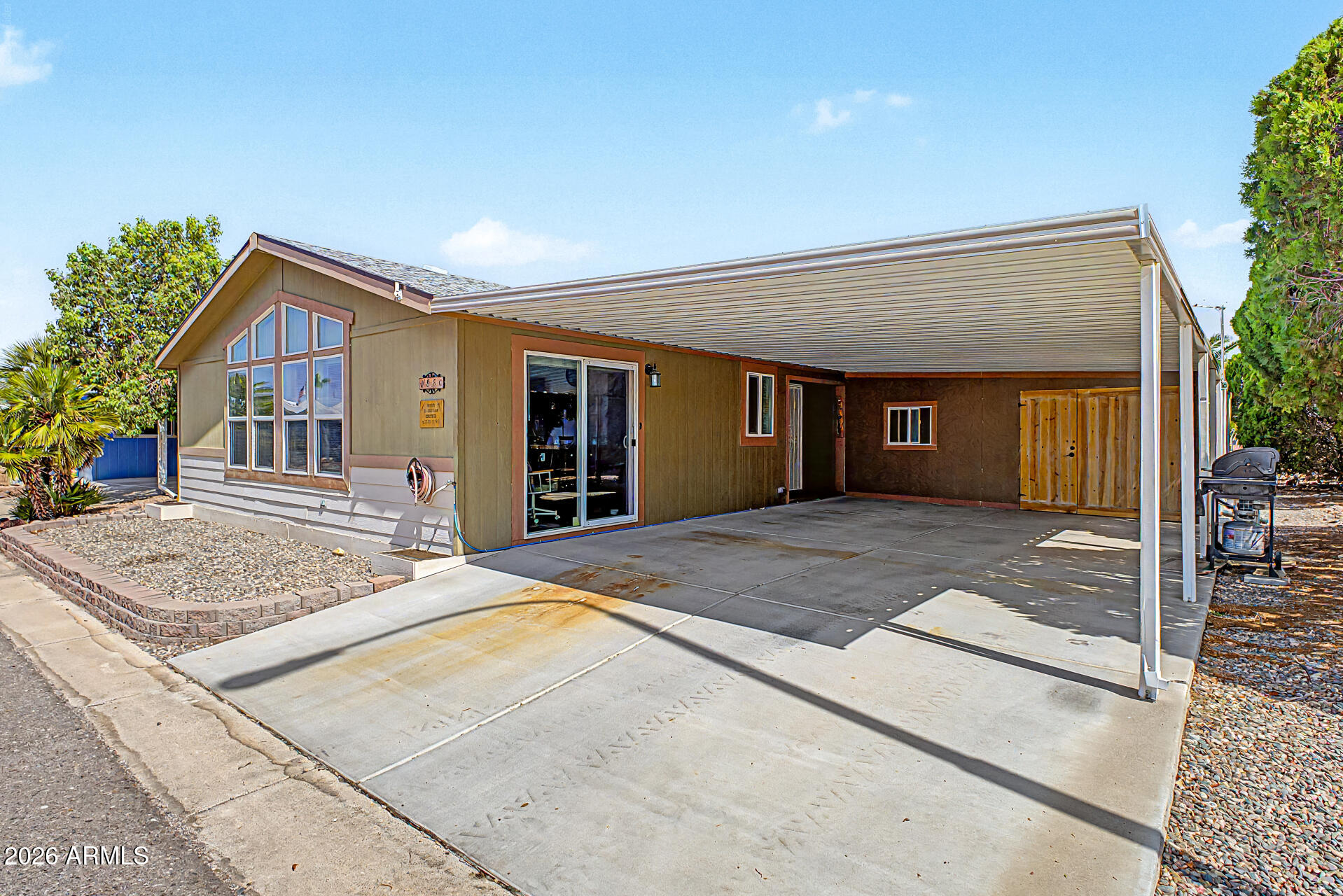 2208 W BASELINE Avenue 86