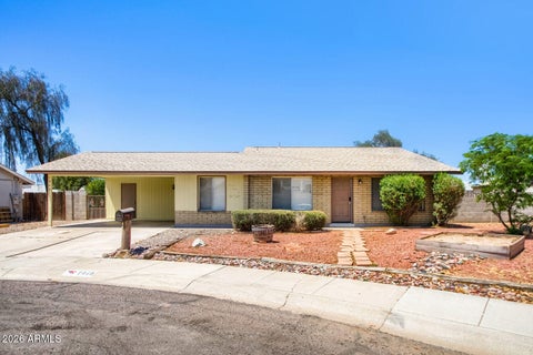 Photo of 1946 W Kerry Lane, Phoenix, AZ 85027 (MLS # 7039080)