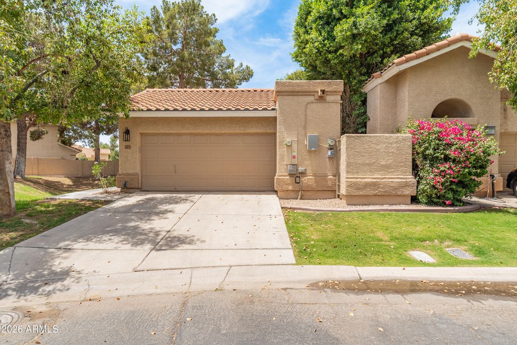 Photo of 6736 S Wilson Street, Tempe, AZ 85283 (MLS # 7030235)