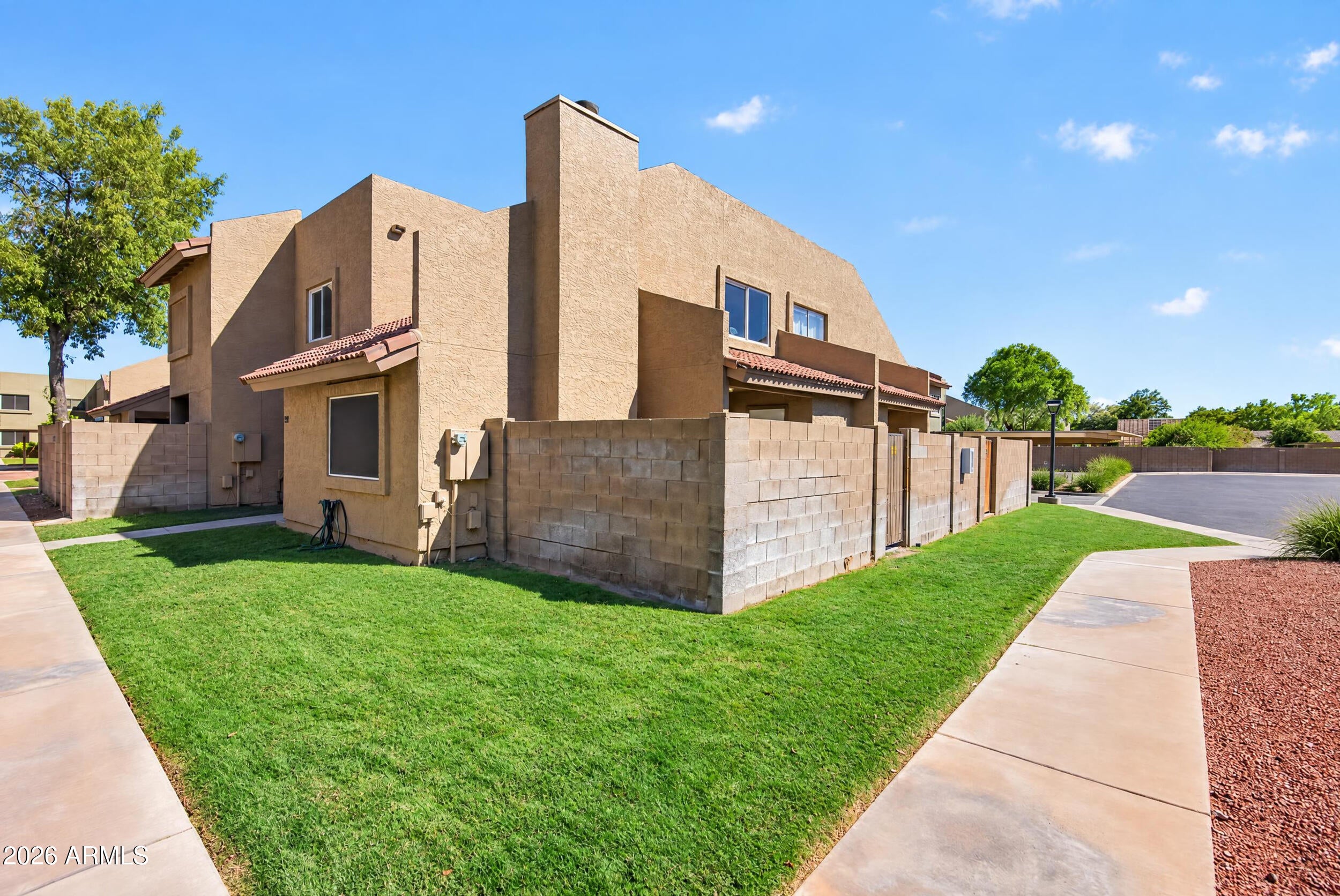222 W BROWN Road 99