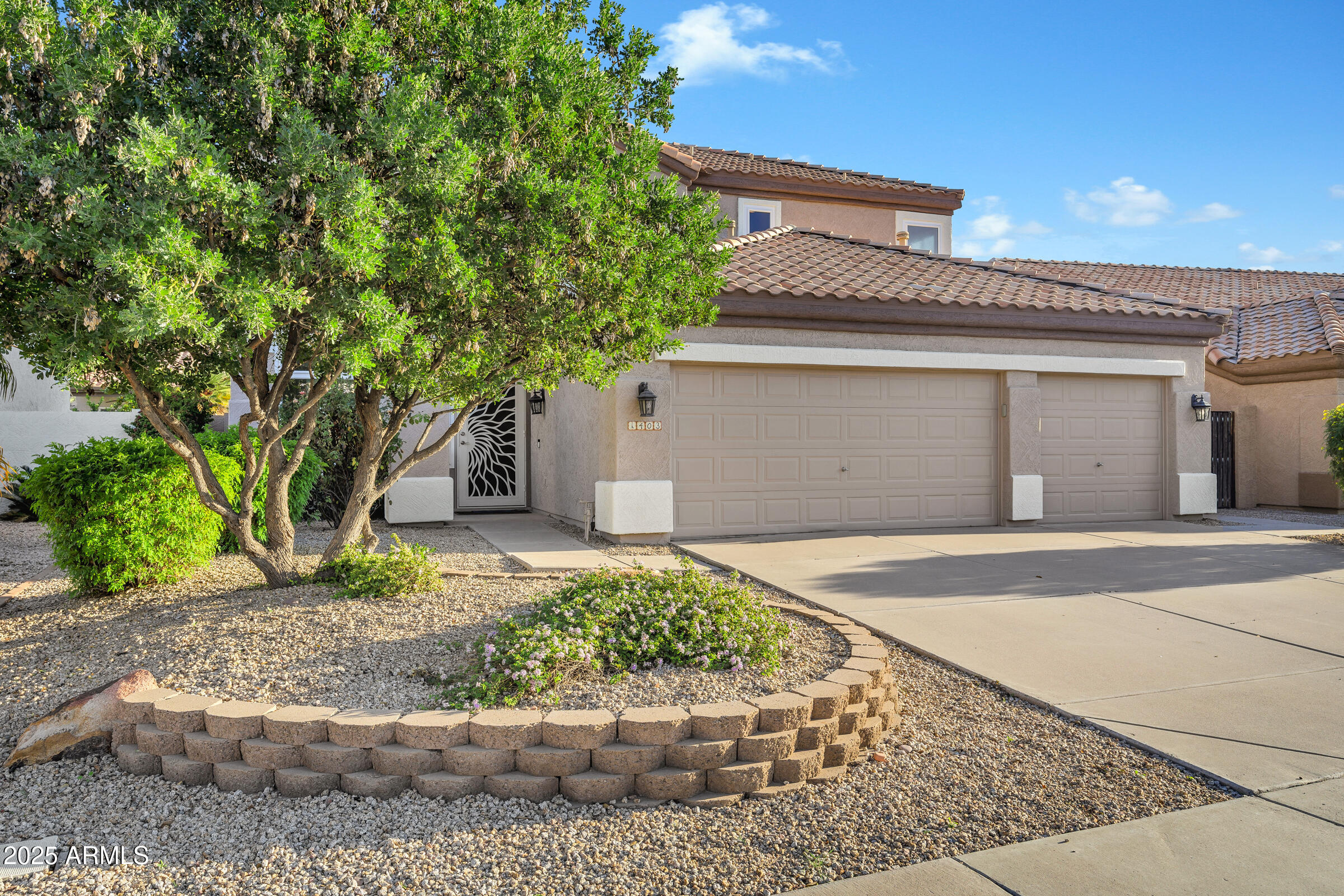 1403 W WINDHAVEN Avenue