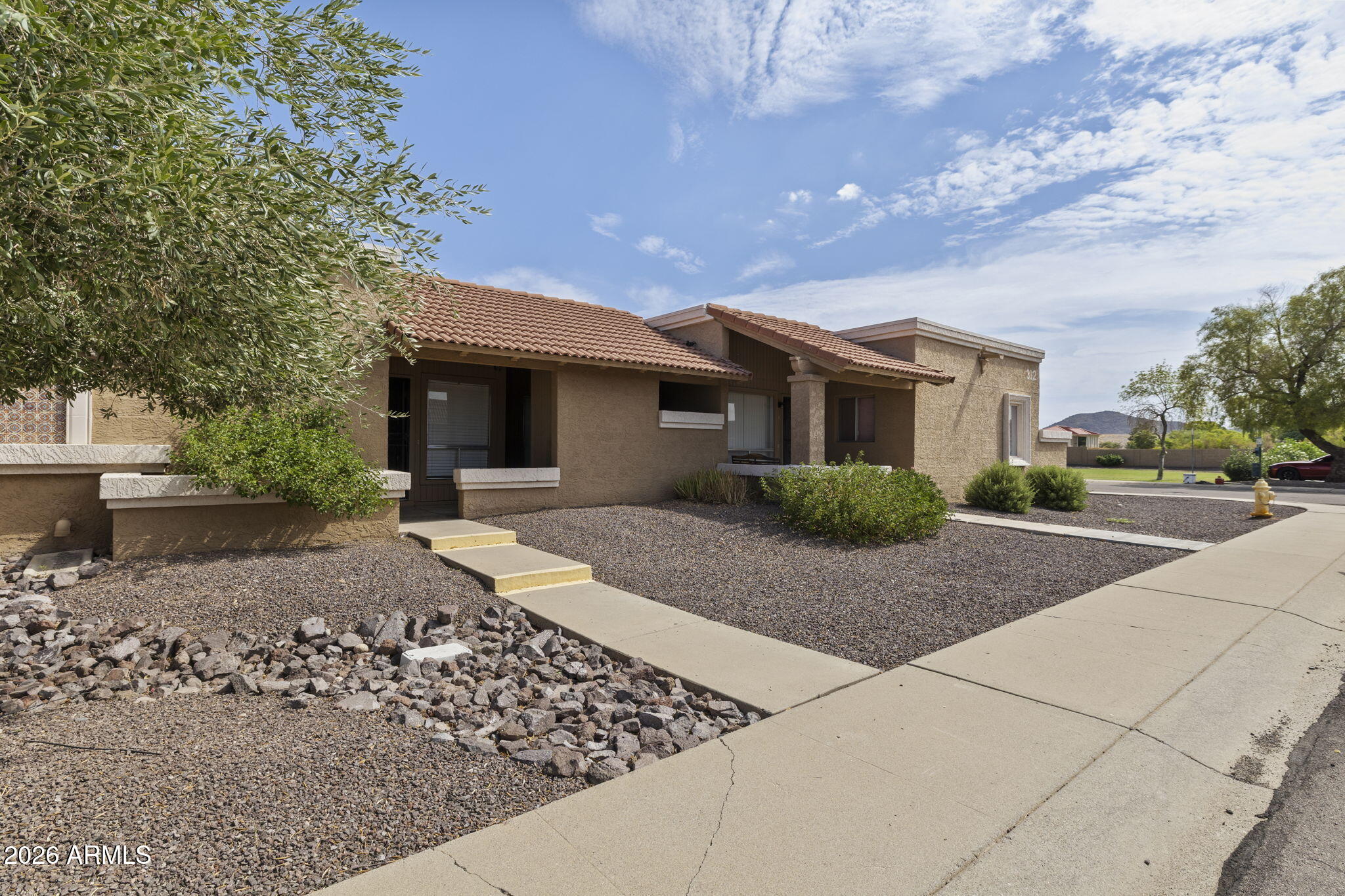 312 W YUKON Drive 2