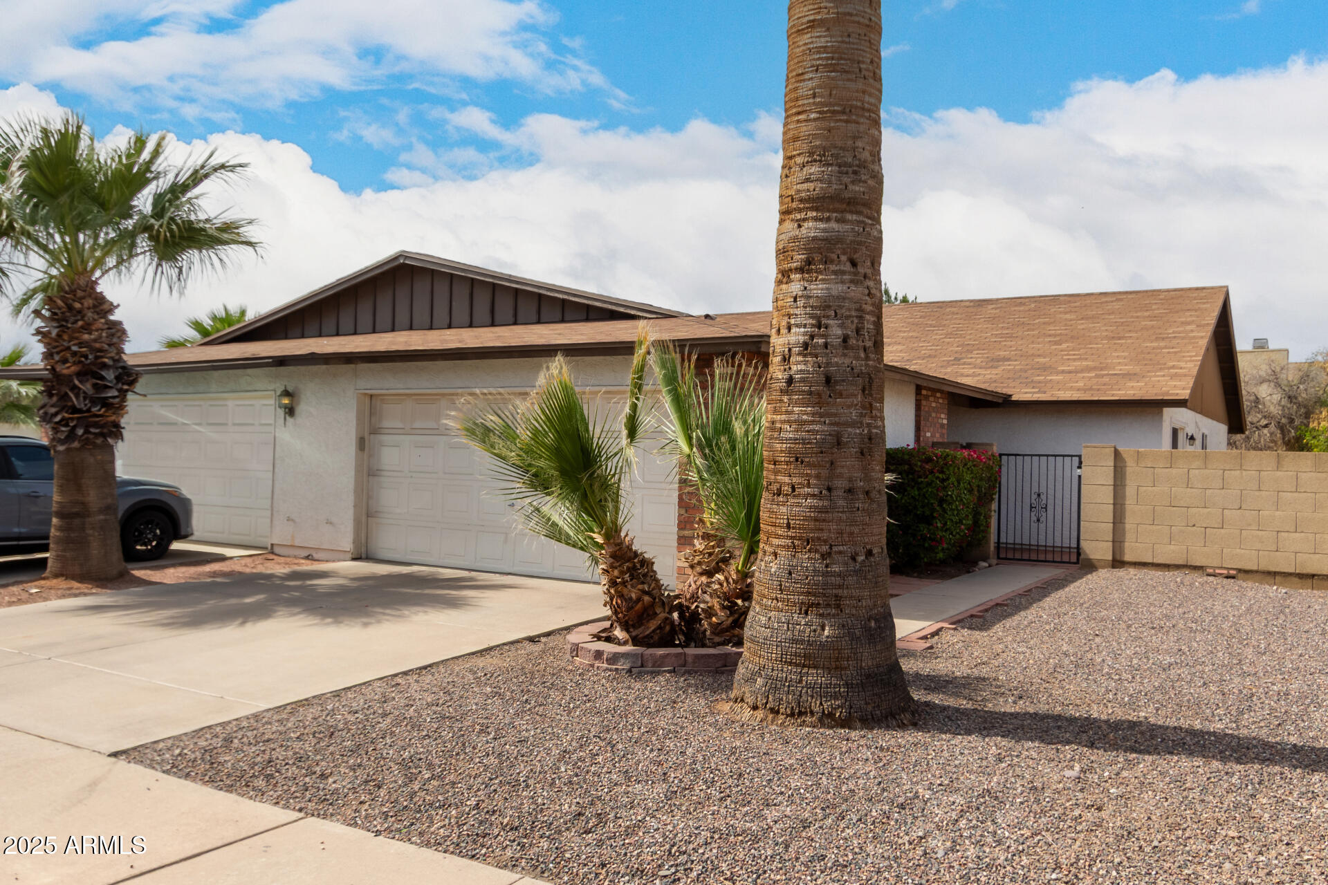2524 W KIVA Avenue