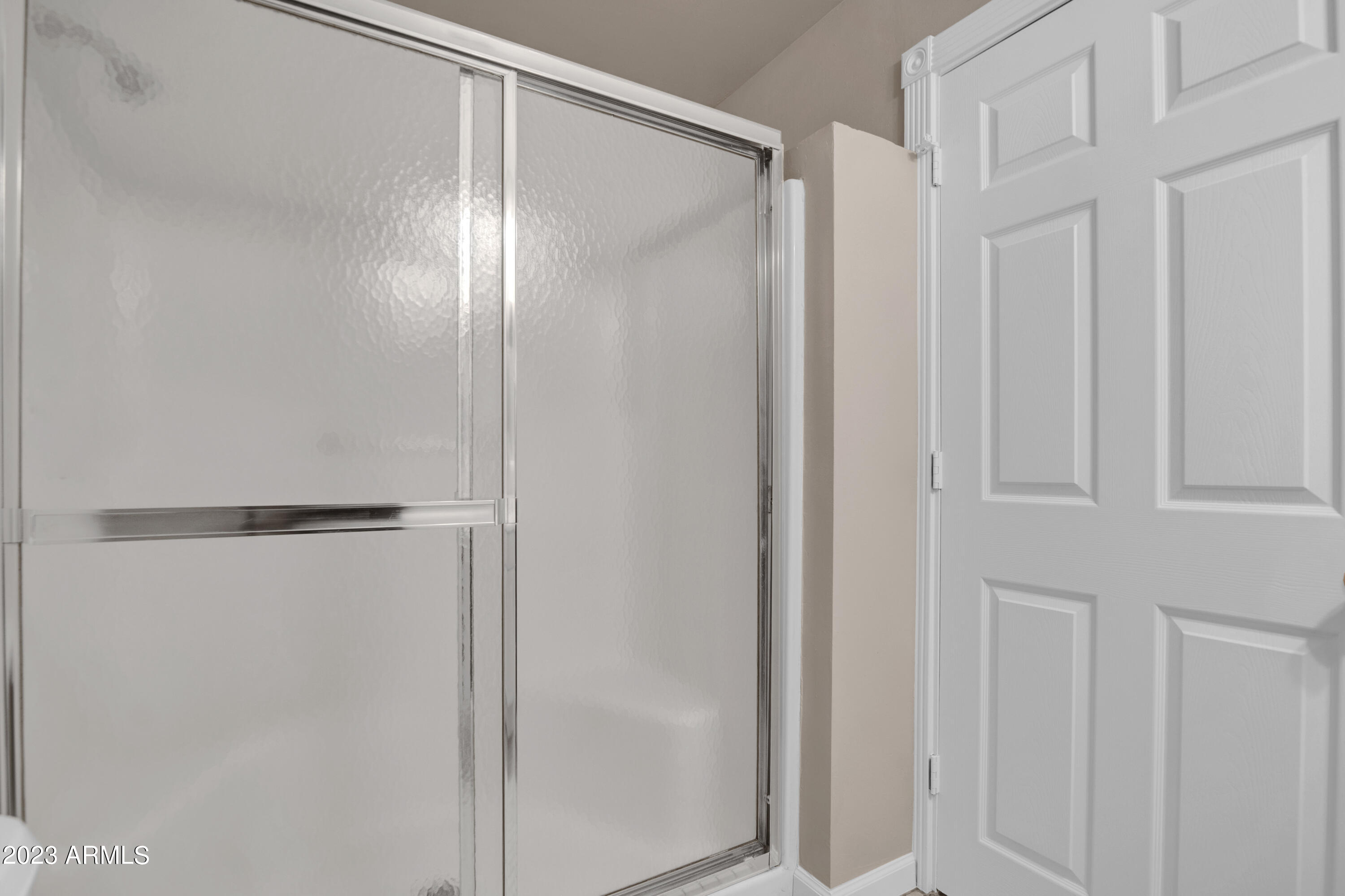 5753 W GLENDALE Avenue 206