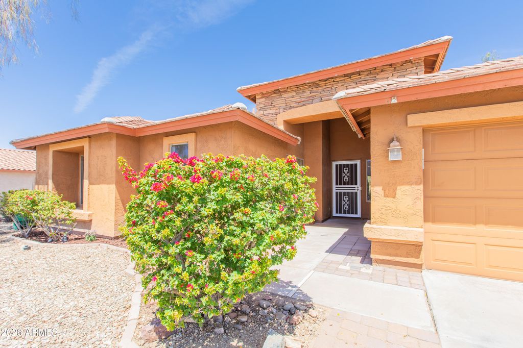 Photo of 15942 W Adams Street, Goodyear, AZ 85338 (MLS # 7020510)