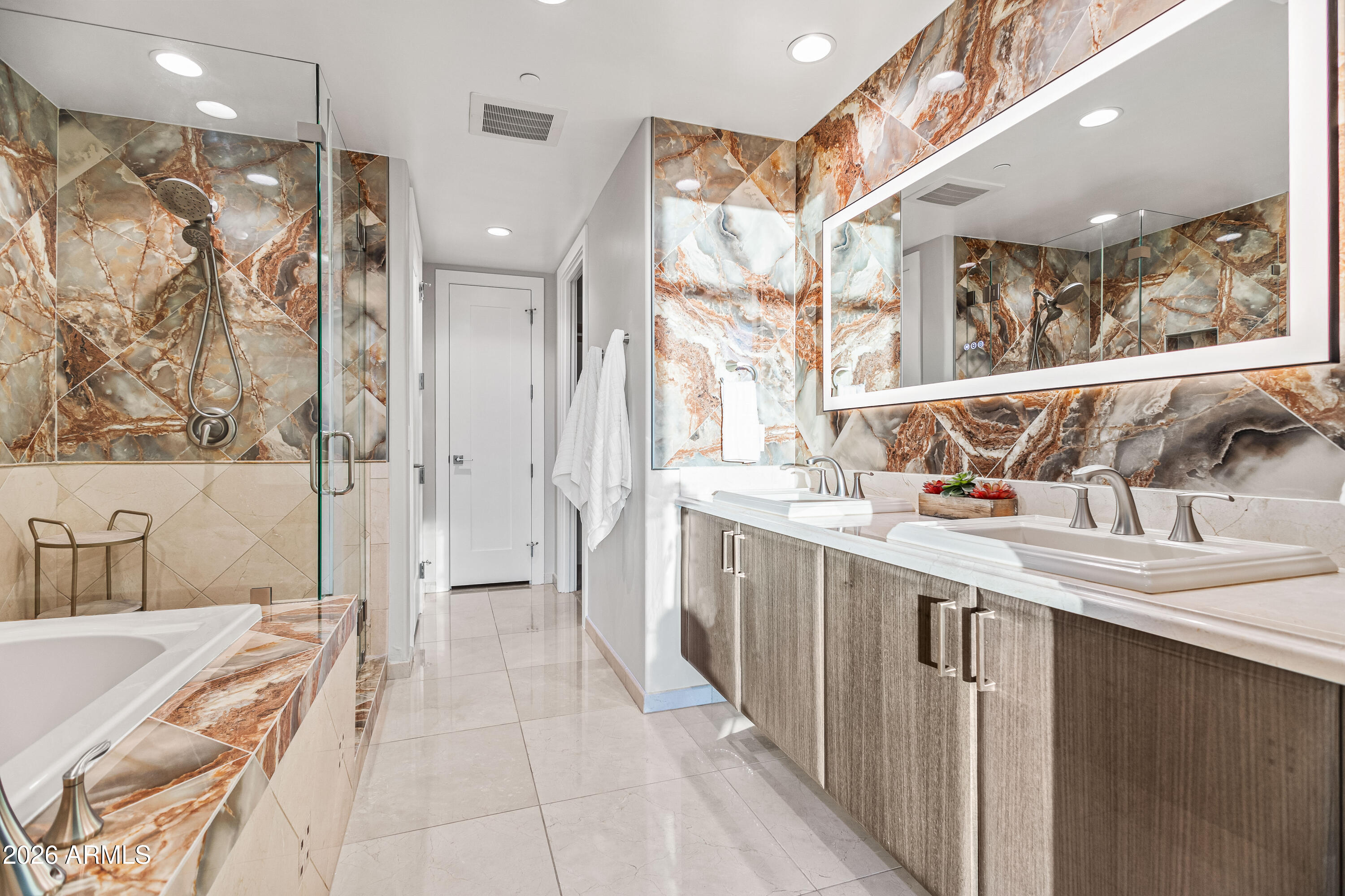 BRIDGEVIEW AT HAYDEN FERRY LAKESIDE CONDOMINIUM AM - Residential