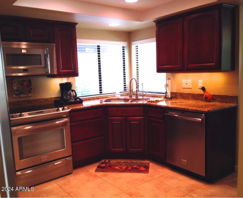 26006 S FOXGLENN Drive