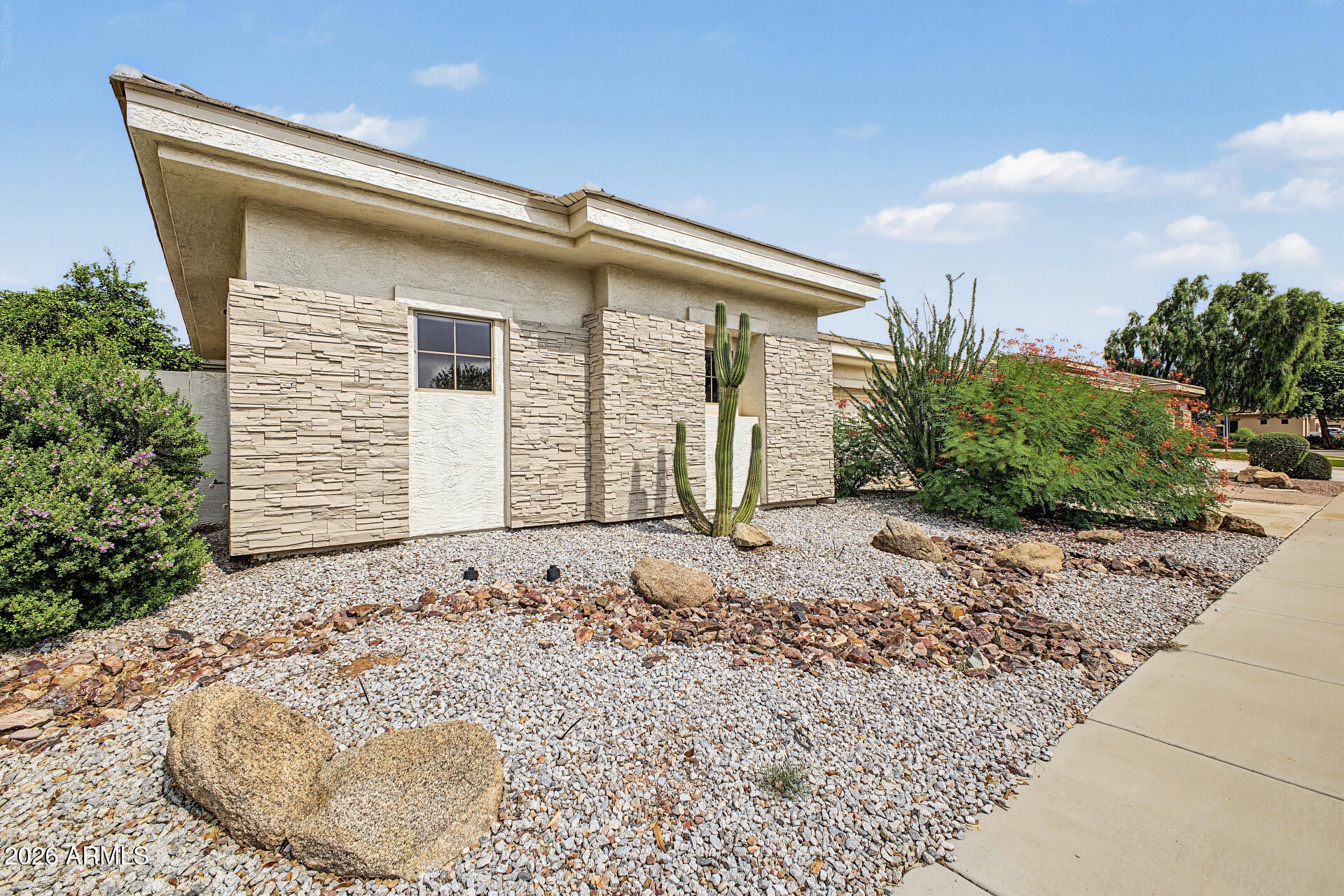 3806 E TAURUS Place