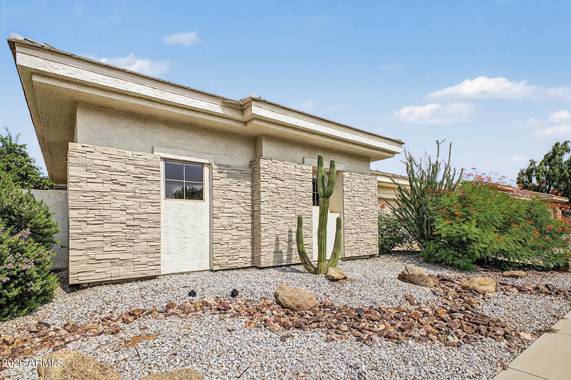 3806 E TAURUS Place