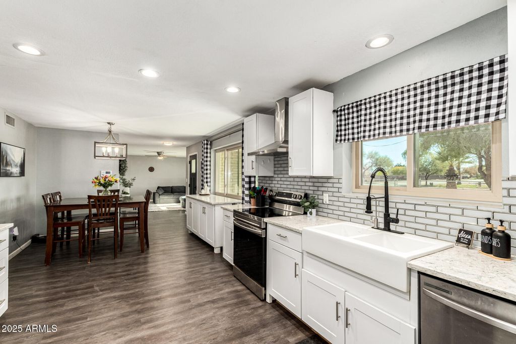 Photo of 266 W Calle Tuberia, Casa Grande, AZ 85194 (MLS # 6957628)