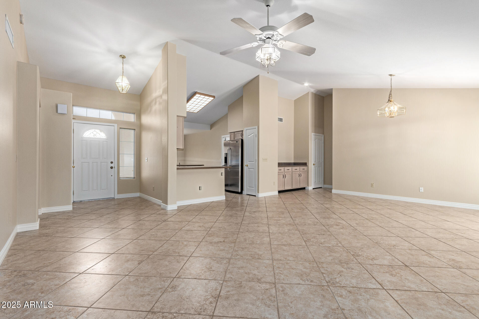 1818 N SARANAC Circle