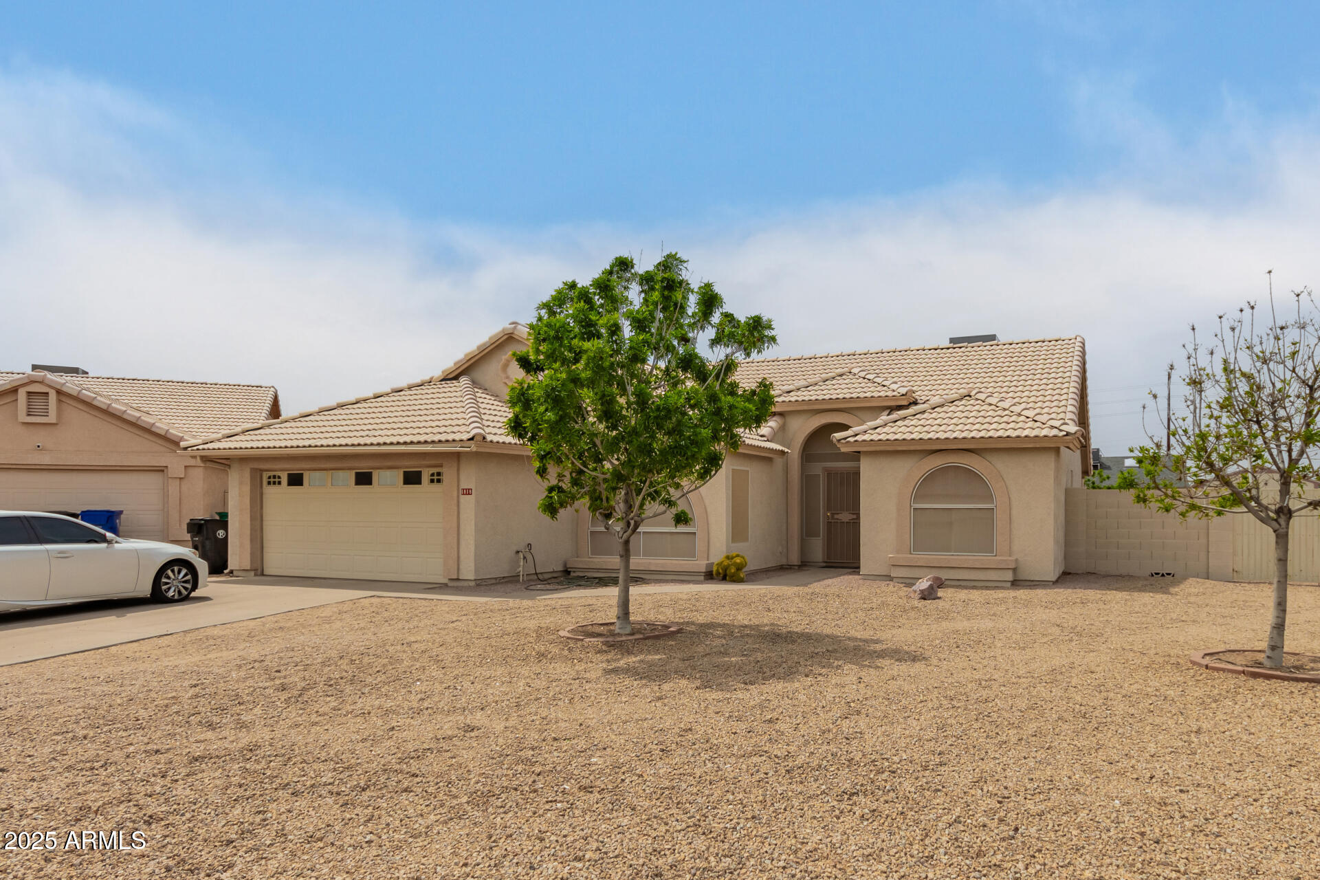 1818 N SARANAC Circle