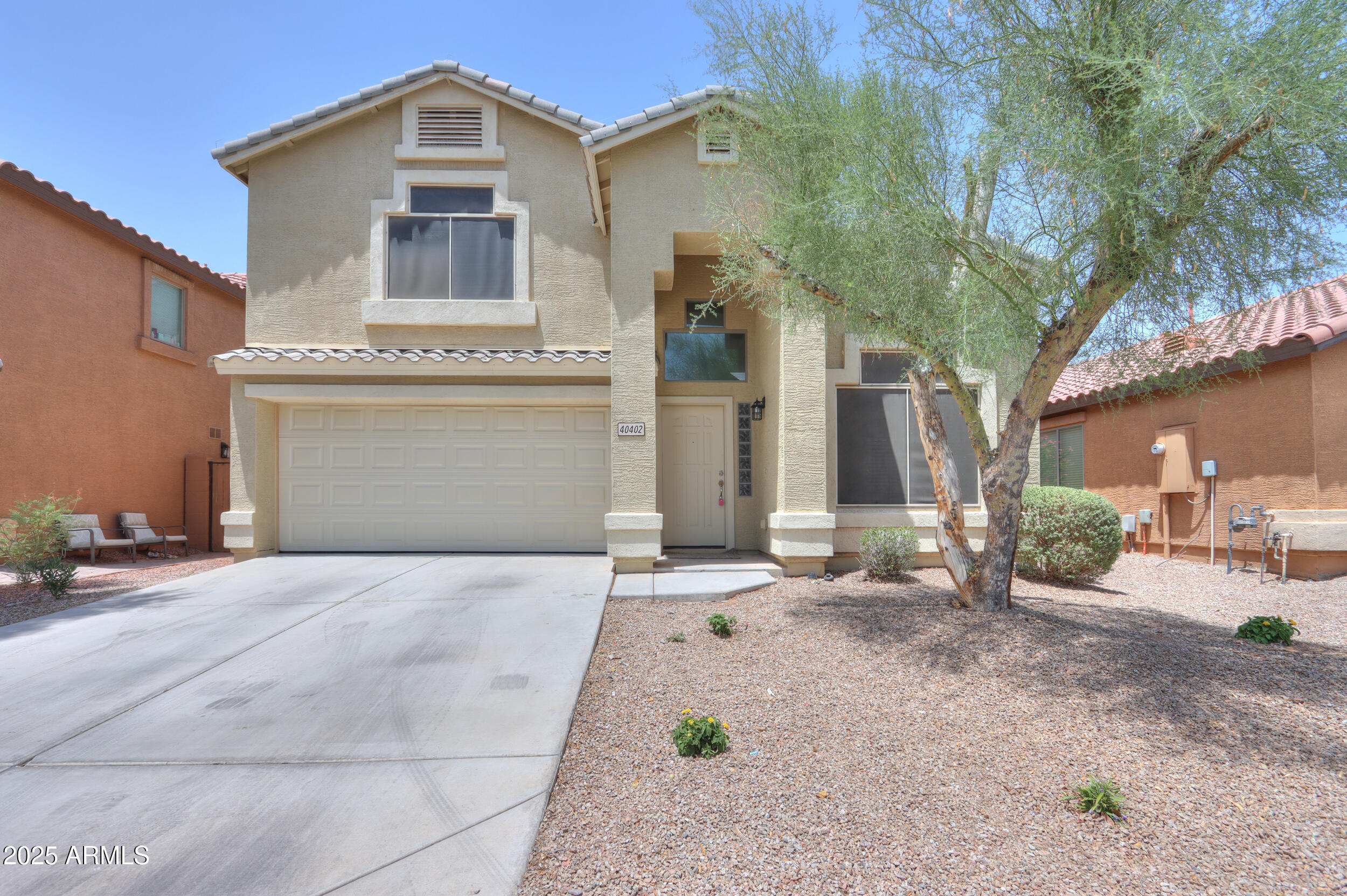 40402 W HAYDEN Drive