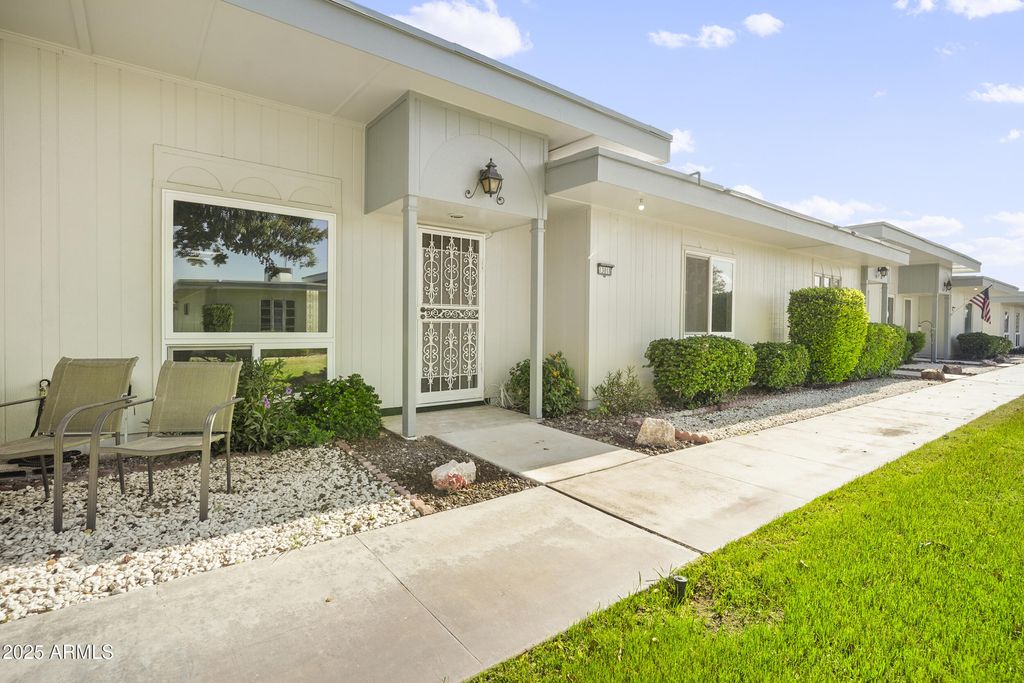 Photo of 13018 N 99th Drive, Sun City, AZ 85351 (MLS # 6852595)