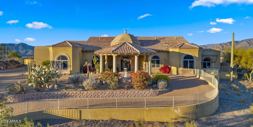 Photo of 6562 E Cave Creek Road, Cave Creek, AZ 85331 (MLS # 6972257)