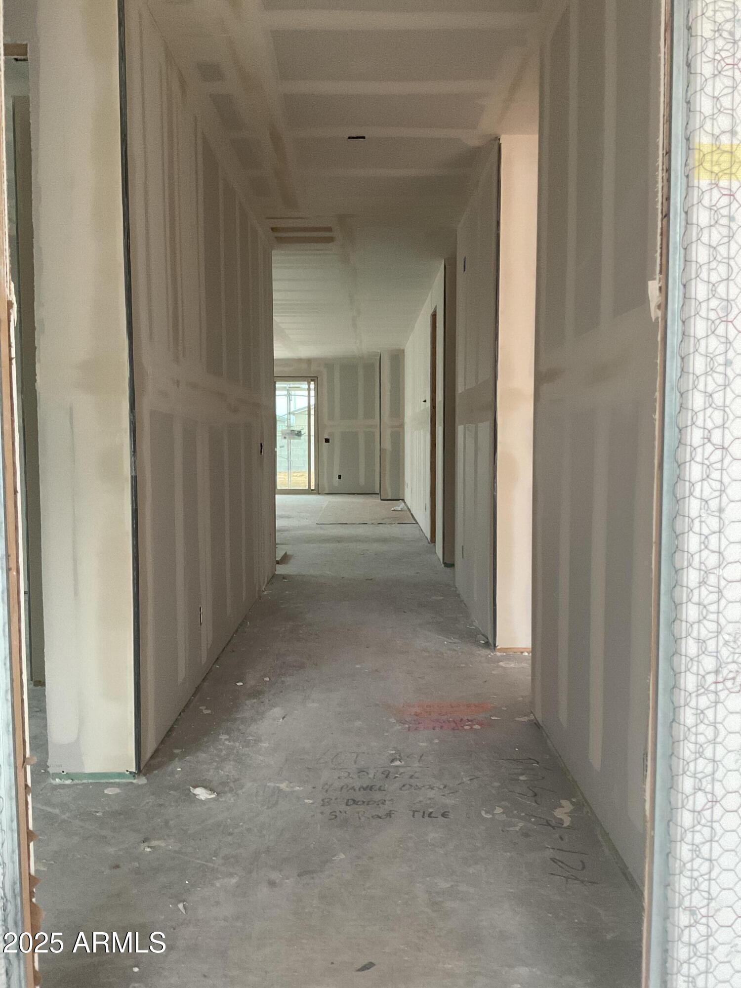 9542 W TAMARISK Avenue