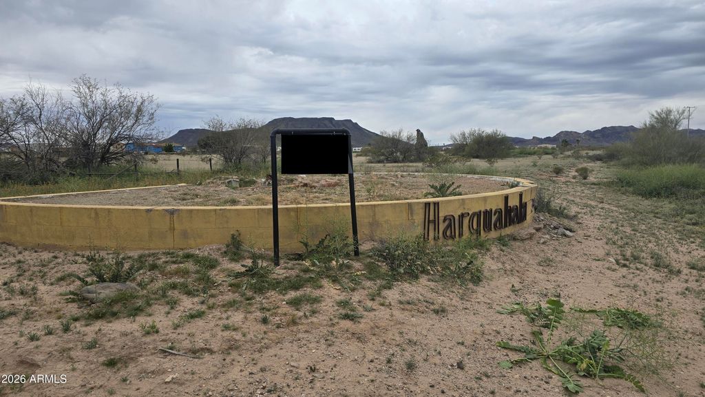 Photo of 539 W Eagletail Road #-, Tonopah, AZ 85354 (MLS # 6984914)