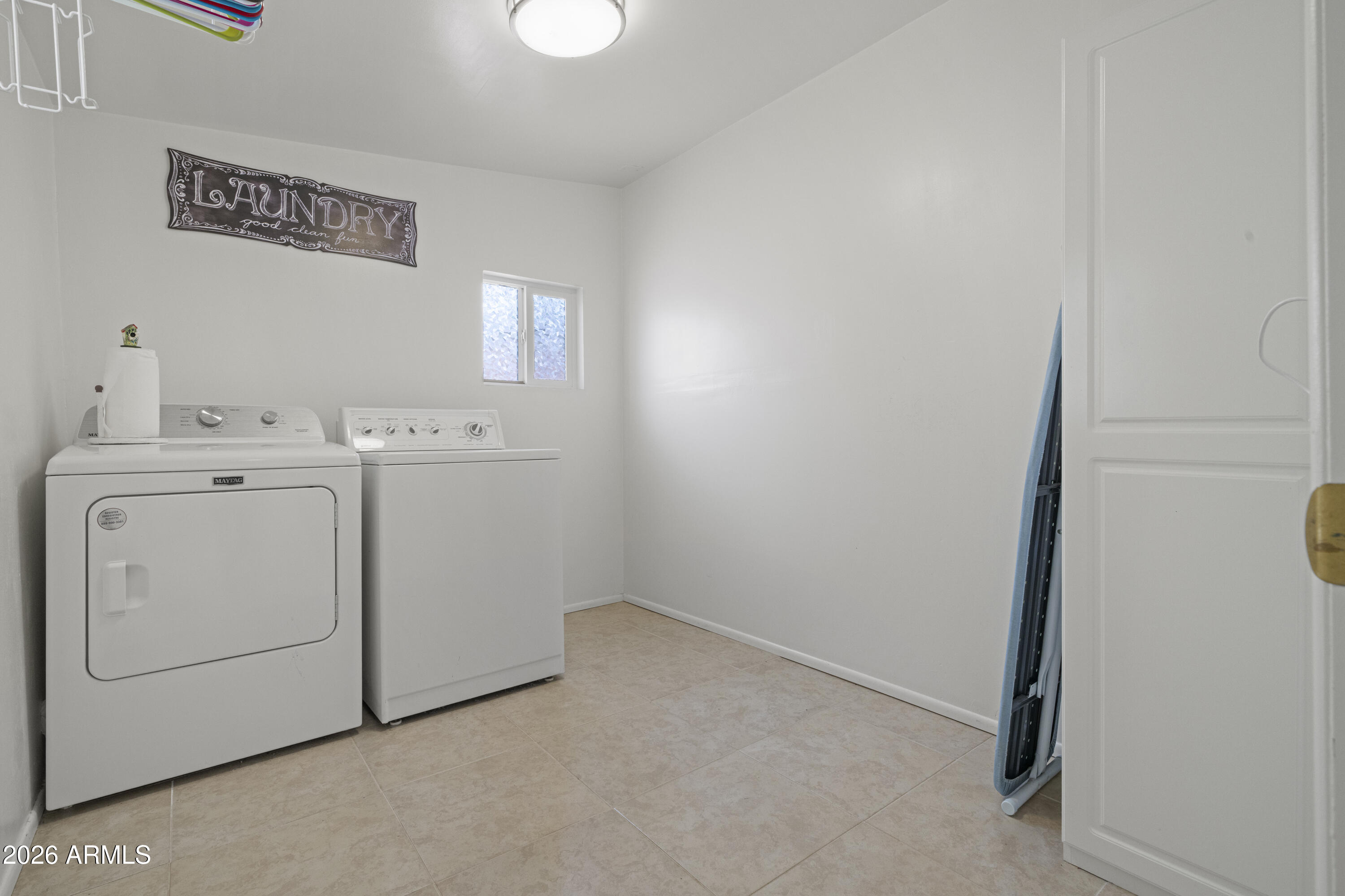 GARDEN CANYON 2 - Residential