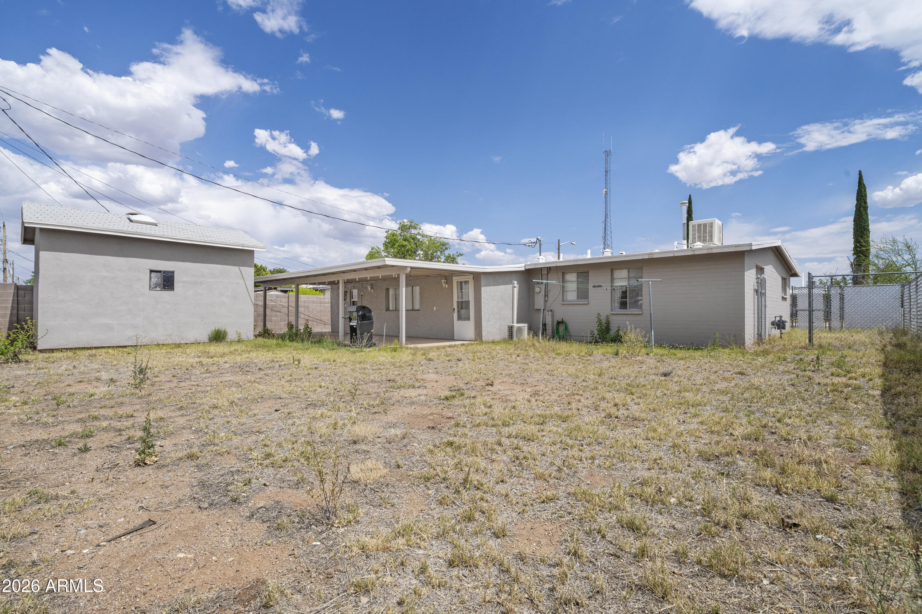 GARDEN CANYON 2 - Residential
