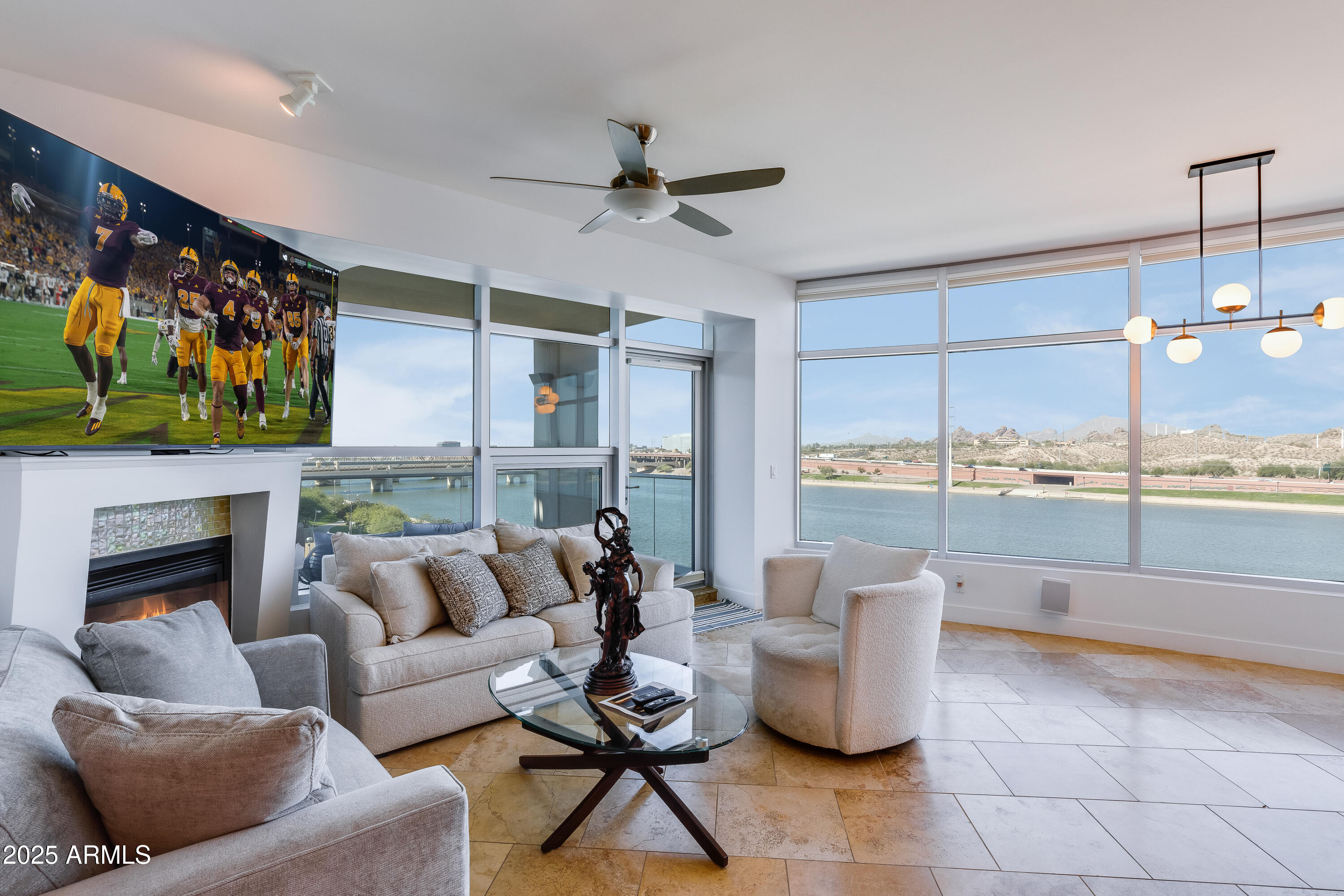 140 E RIO SALADO Parkway 506