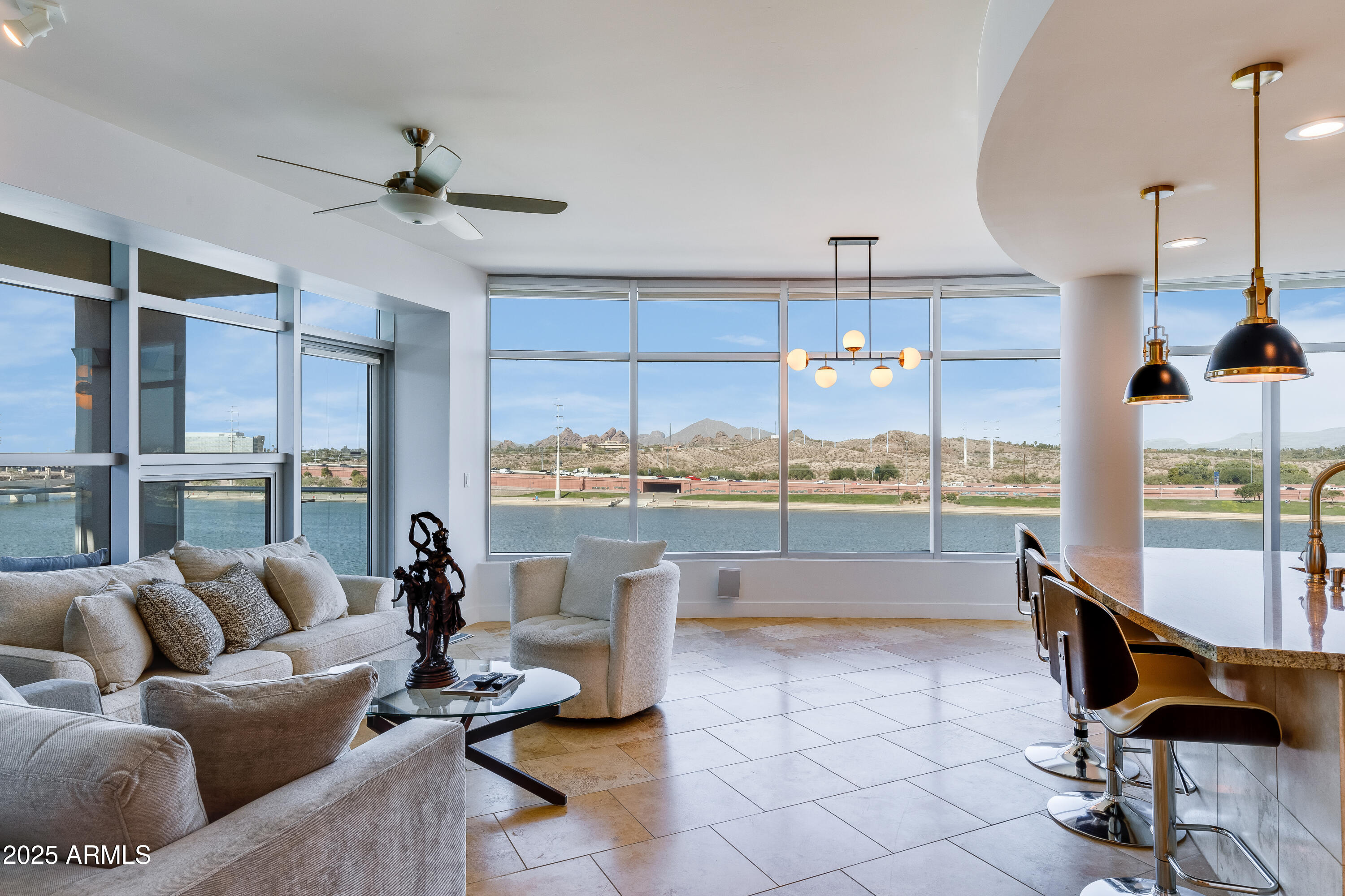 140 E RIO SALADO Parkway 506
