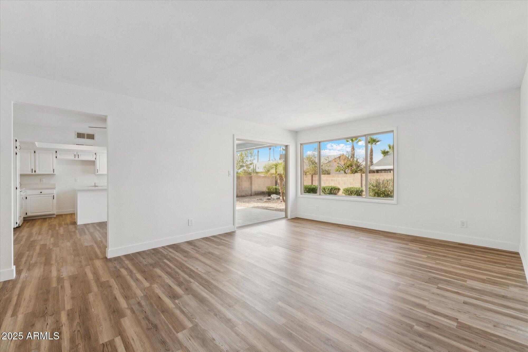 Homes 1 4829 E APACHE Circle