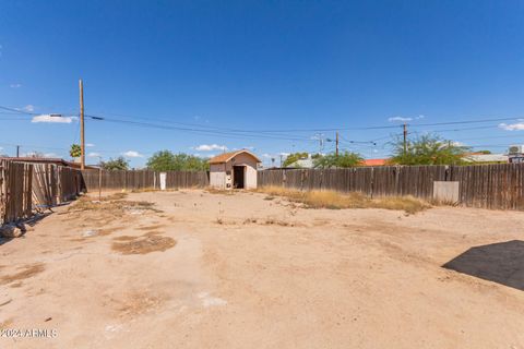 A home in Eloy