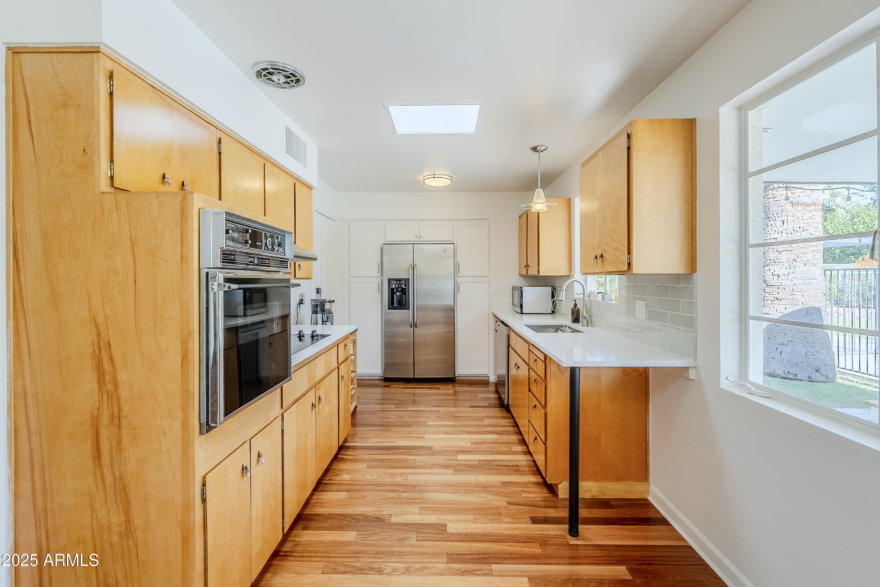 314 E ROYAL PALM Road