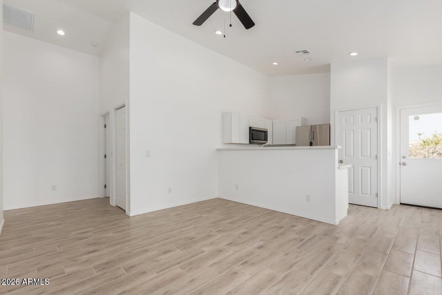 8335 W PINEVETA Drive