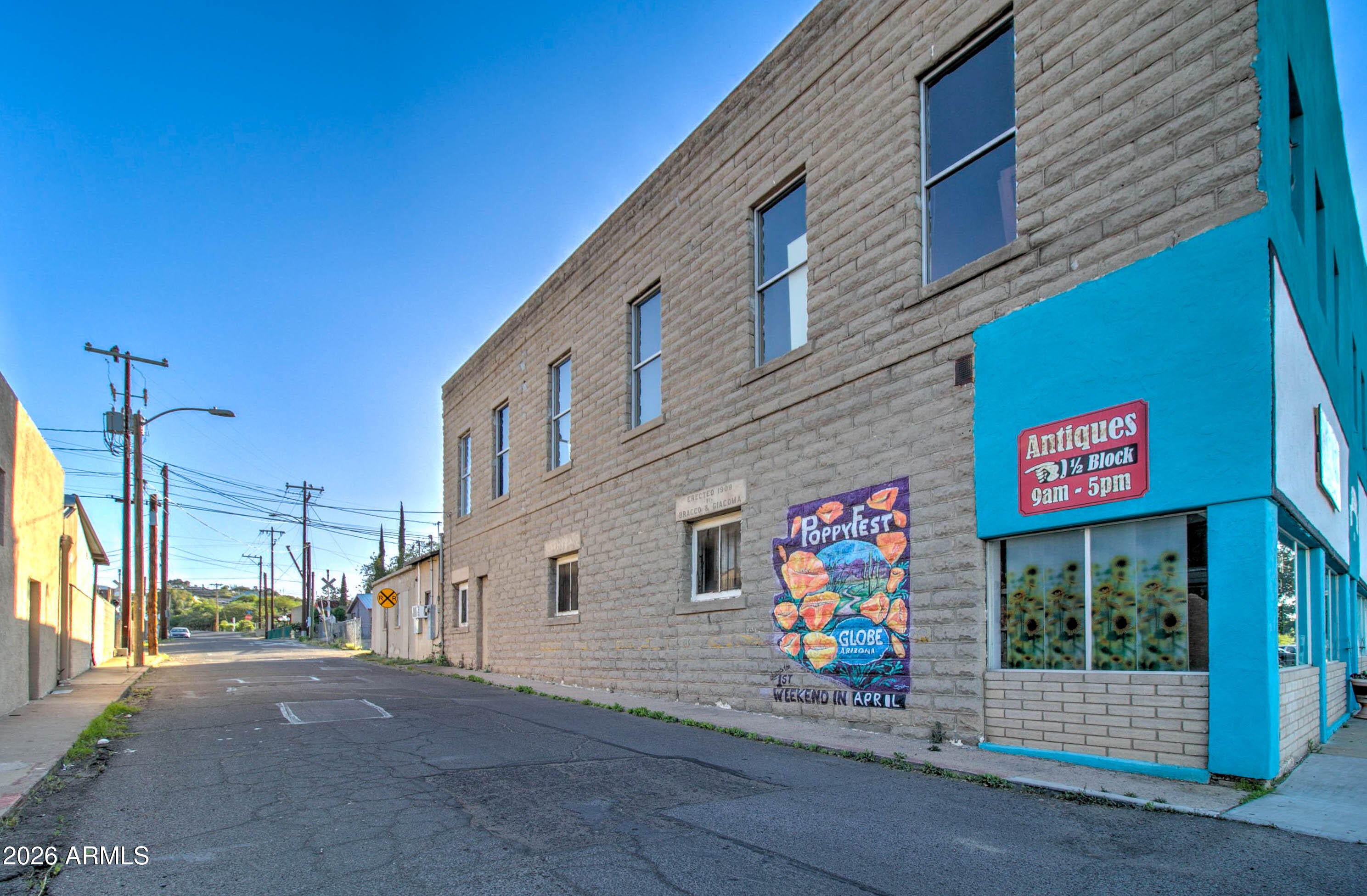 610 N BROAD Street