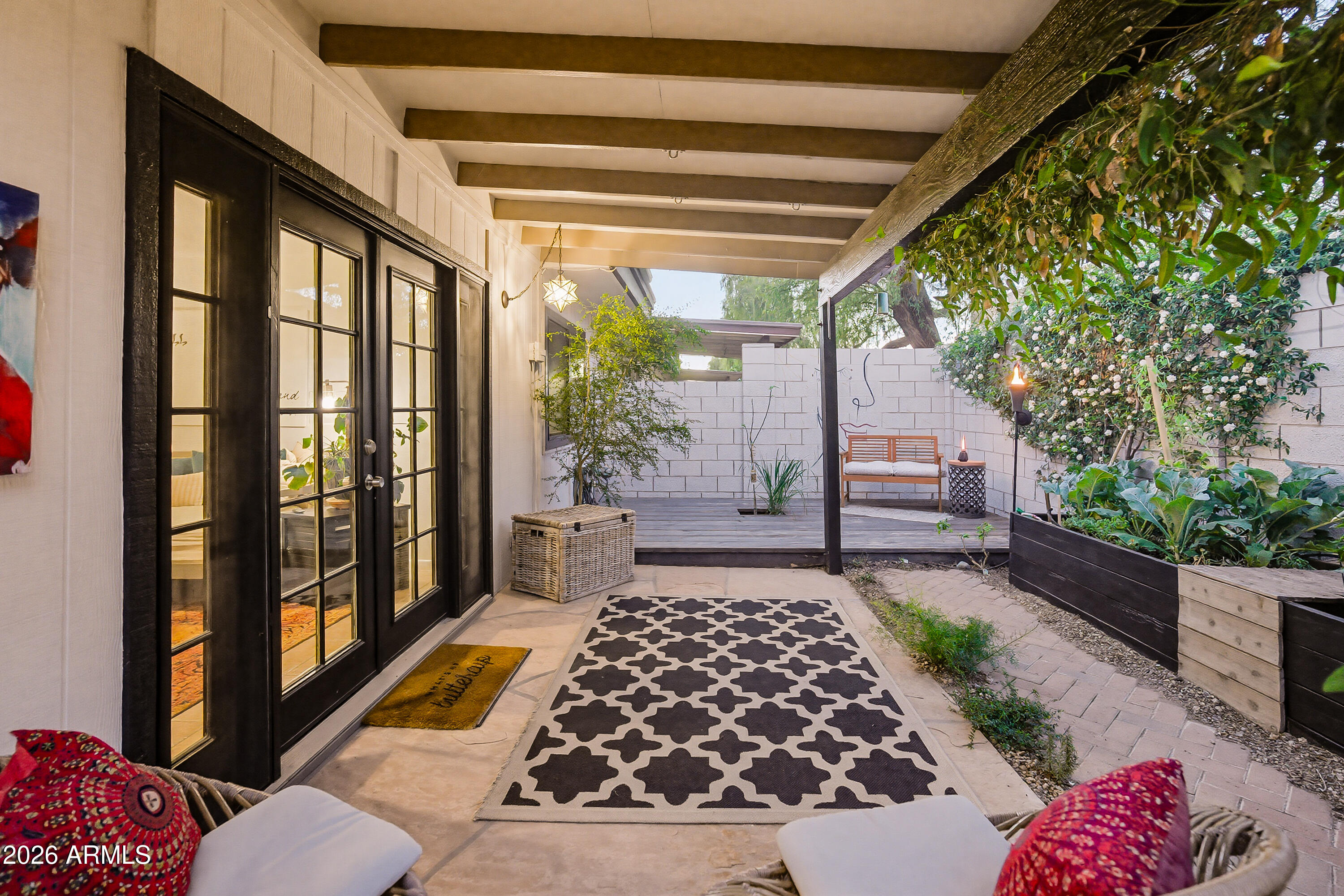 2506 E VILLA MARIA Drive