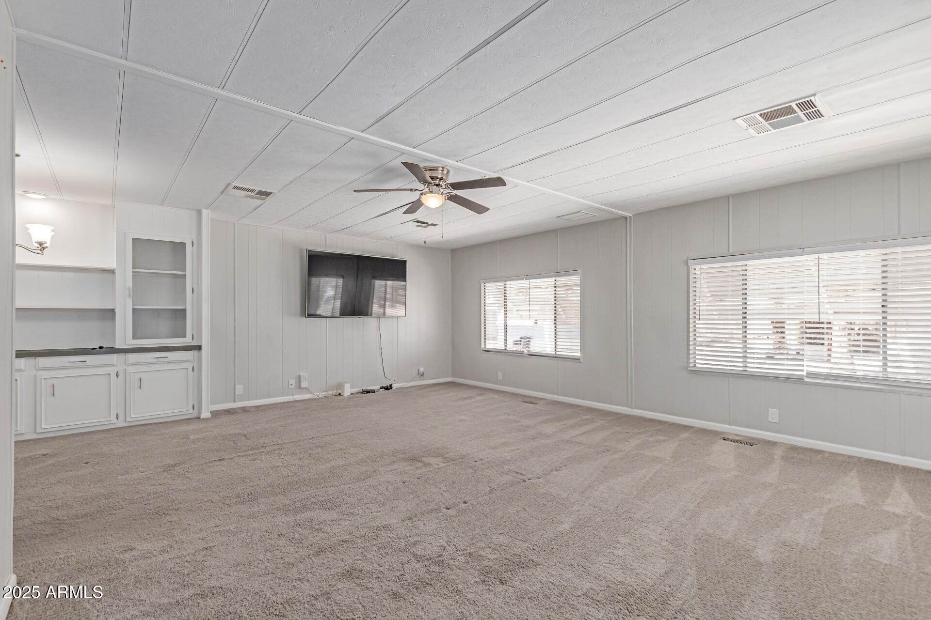 2650 W UNION HILLS Drive 269