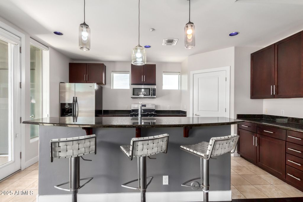 Photo of 945 E Playa Del Norte Drive #5023, Tempe, AZ 85288 (MLS # 6915848)