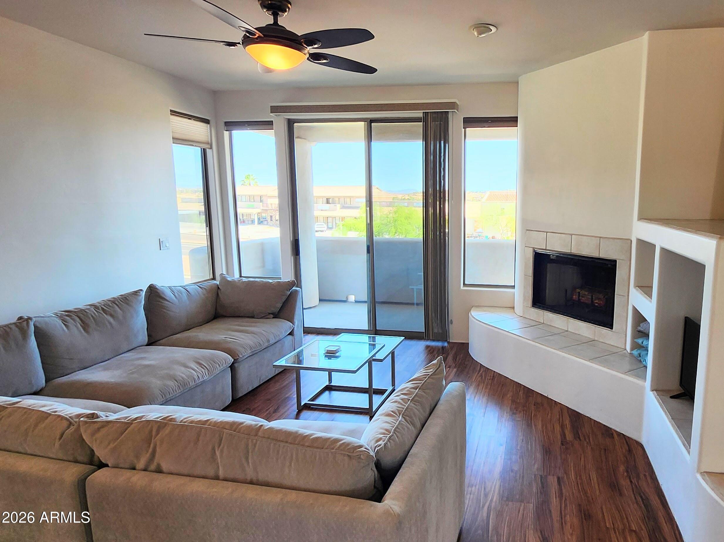 11880 N SAGUARO Boulevard 202