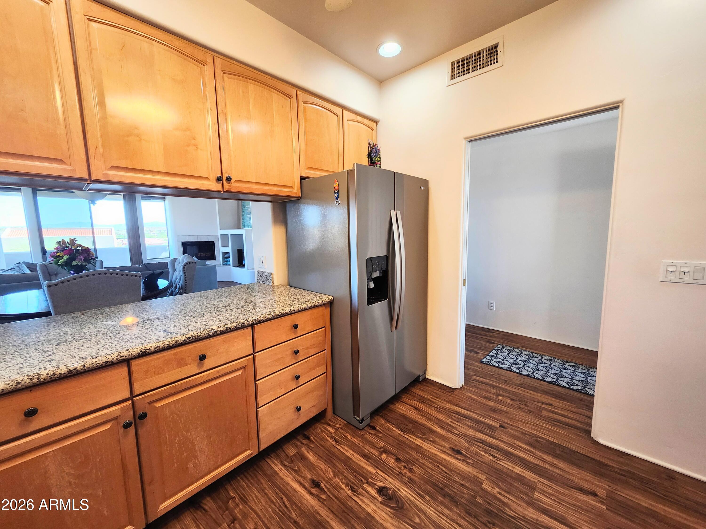 SUNCREST VILLAS CONDOMINIUMS - Residential