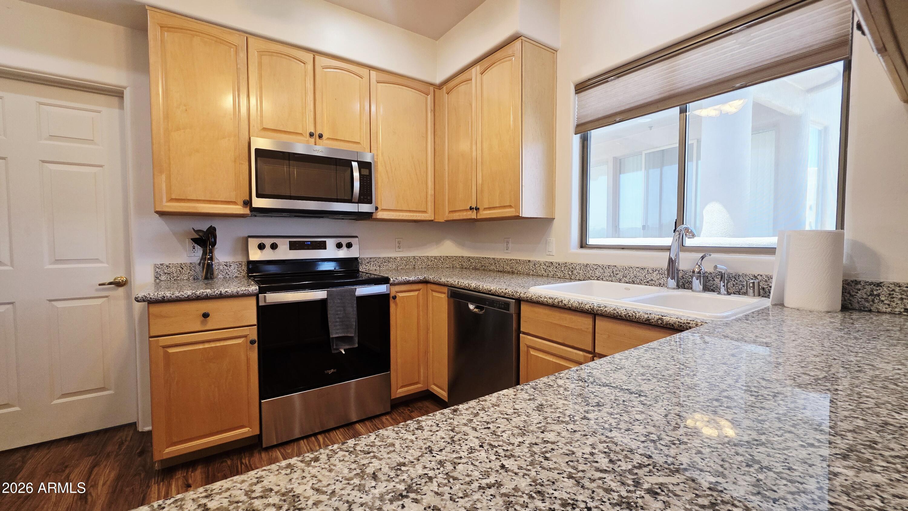 SUNCREST VILLAS CONDOMINIUMS - Residential