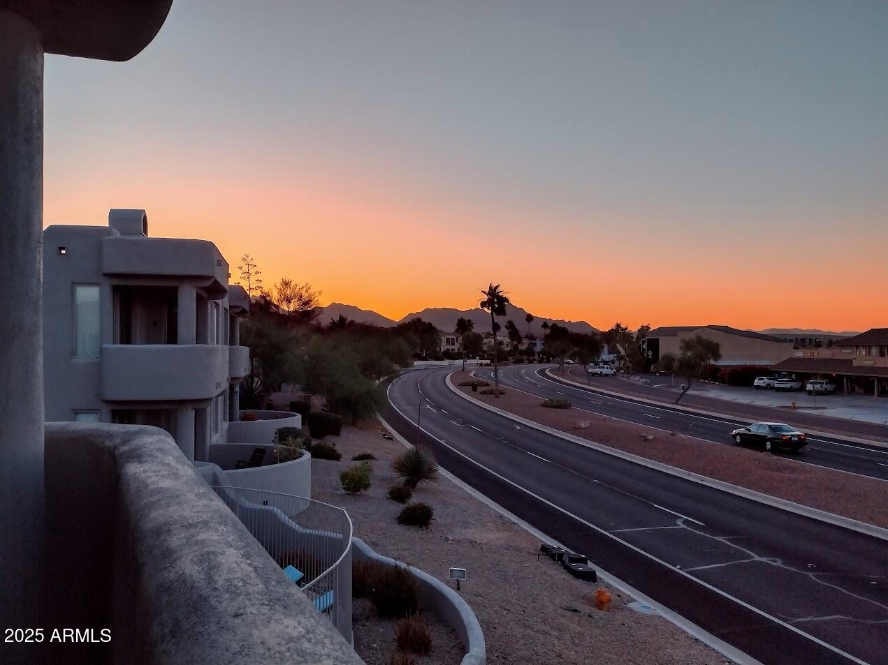 SUNCREST VILLAS CONDOMINIUMS - Residential