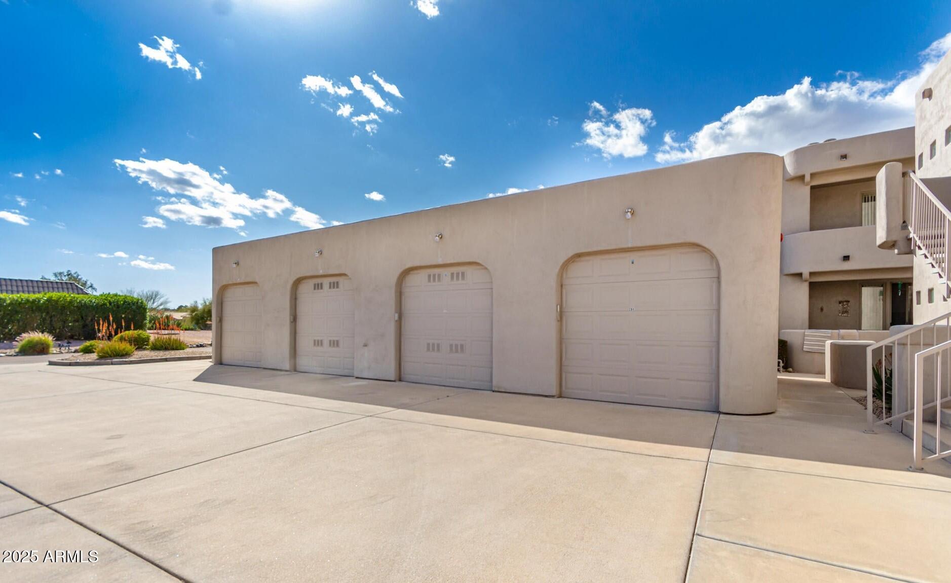 SUNCREST VILLAS CONDOMINIUMS - Residential