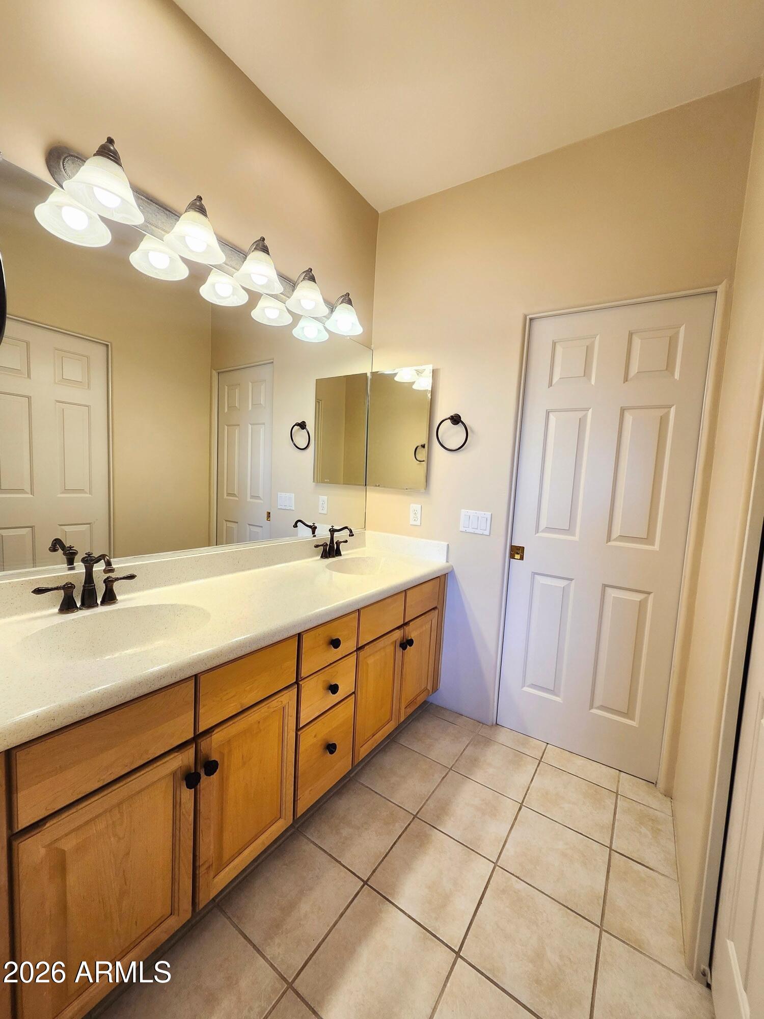 SUNCREST VILLAS CONDOMINIUMS - Residential