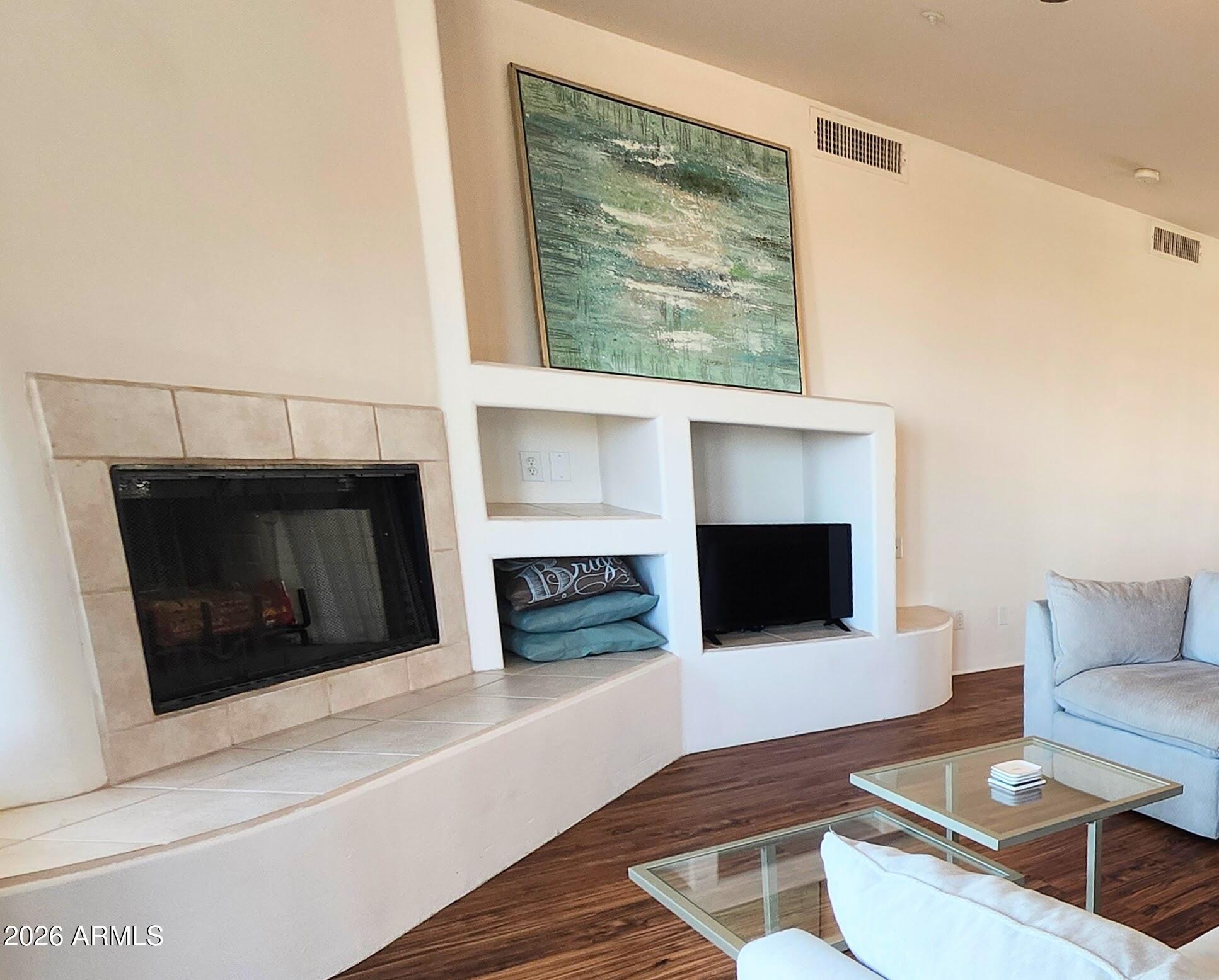 11880 N SAGUARO Boulevard 202