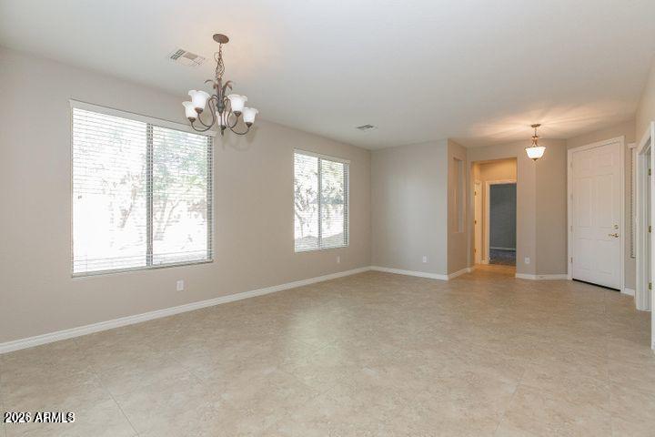 2106 W Hemingway Court