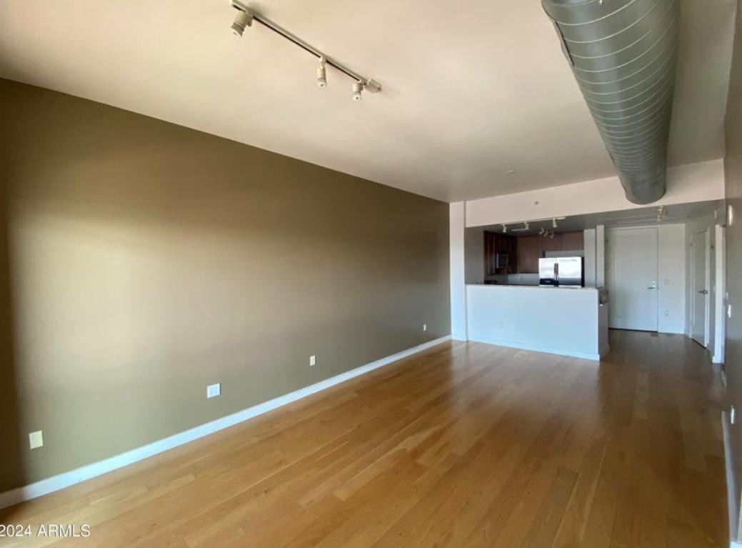 310 S 4th Street 1602