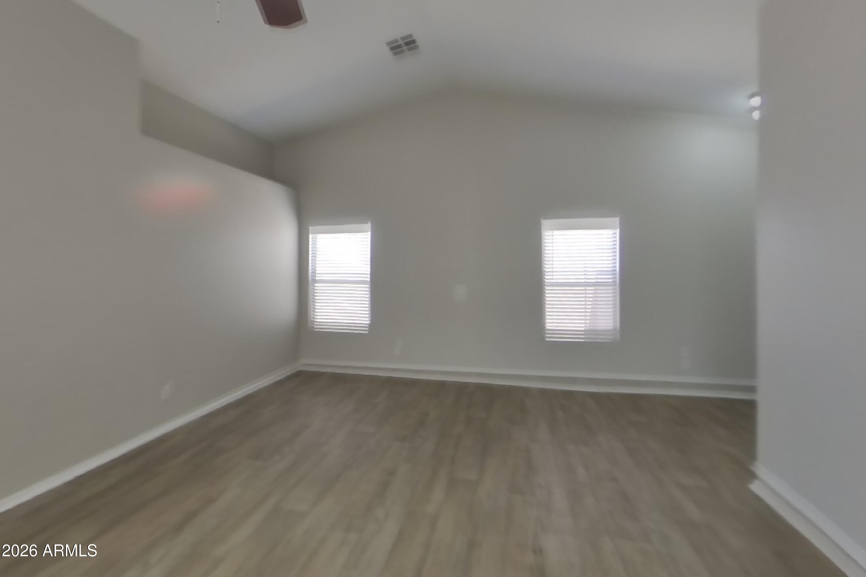 11446 W ROANOKE Drive