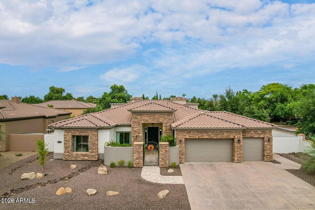 Photo of 8952 E Wethersfield Road, Scottsdale, AZ 85260 (MLS # 7006303)