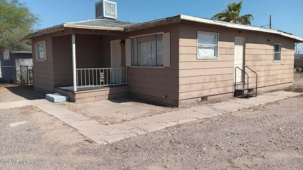 Photo of 595 W Coolidge Avenue, Coolidge, AZ 85128 (MLS # 6903938)